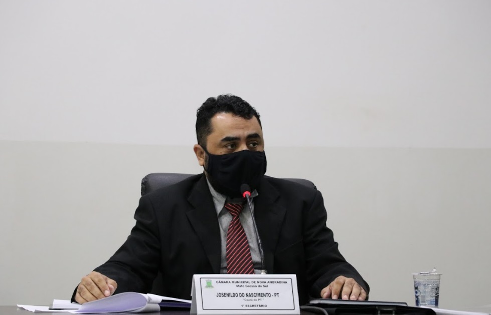 Indicação propõe novos uniformes para agentes de trânsito 