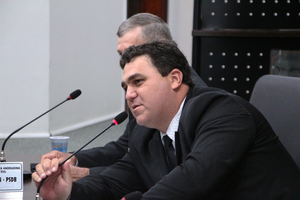 Indicação sugere mão única em trecho das ruas Walter Hubacher e Sete de Setembro 