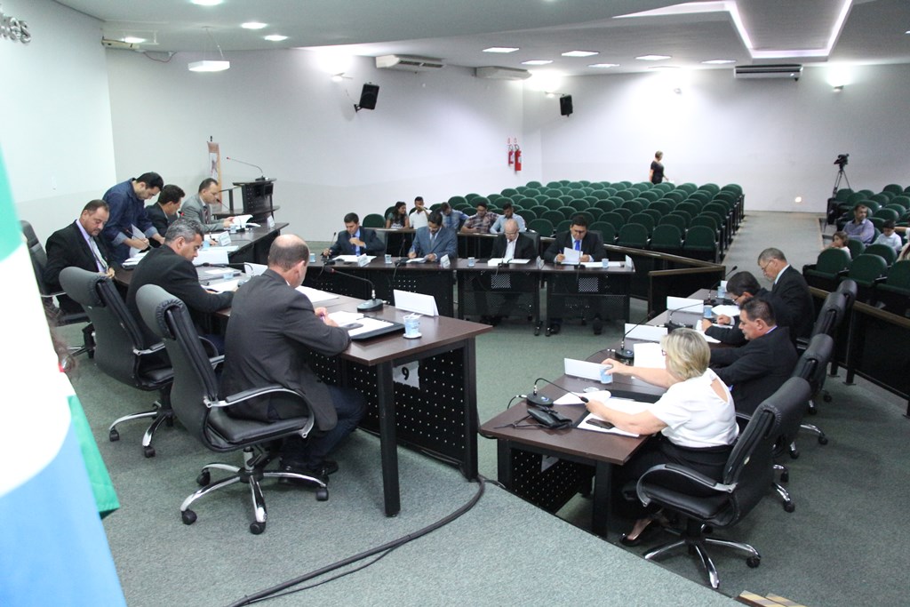 Indicações aprovadas na Câmara sugerem melhorias em diversos setores