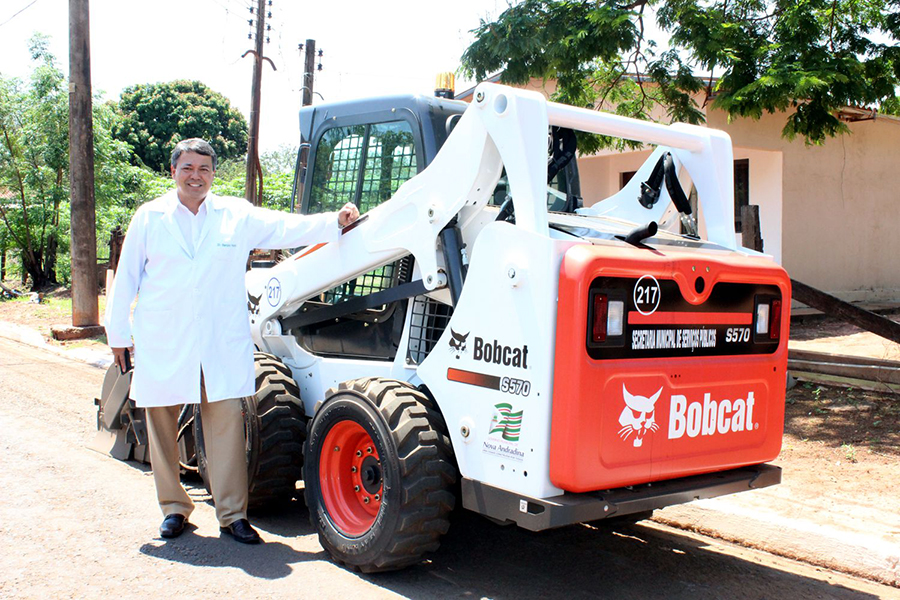 Indicações de Dr. Sandro visam otimizar serviços de reparo da malha asfáltica do município