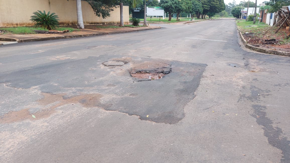 Infraestrutura, trânsito e serviços públicos pautam indicações na Câmara