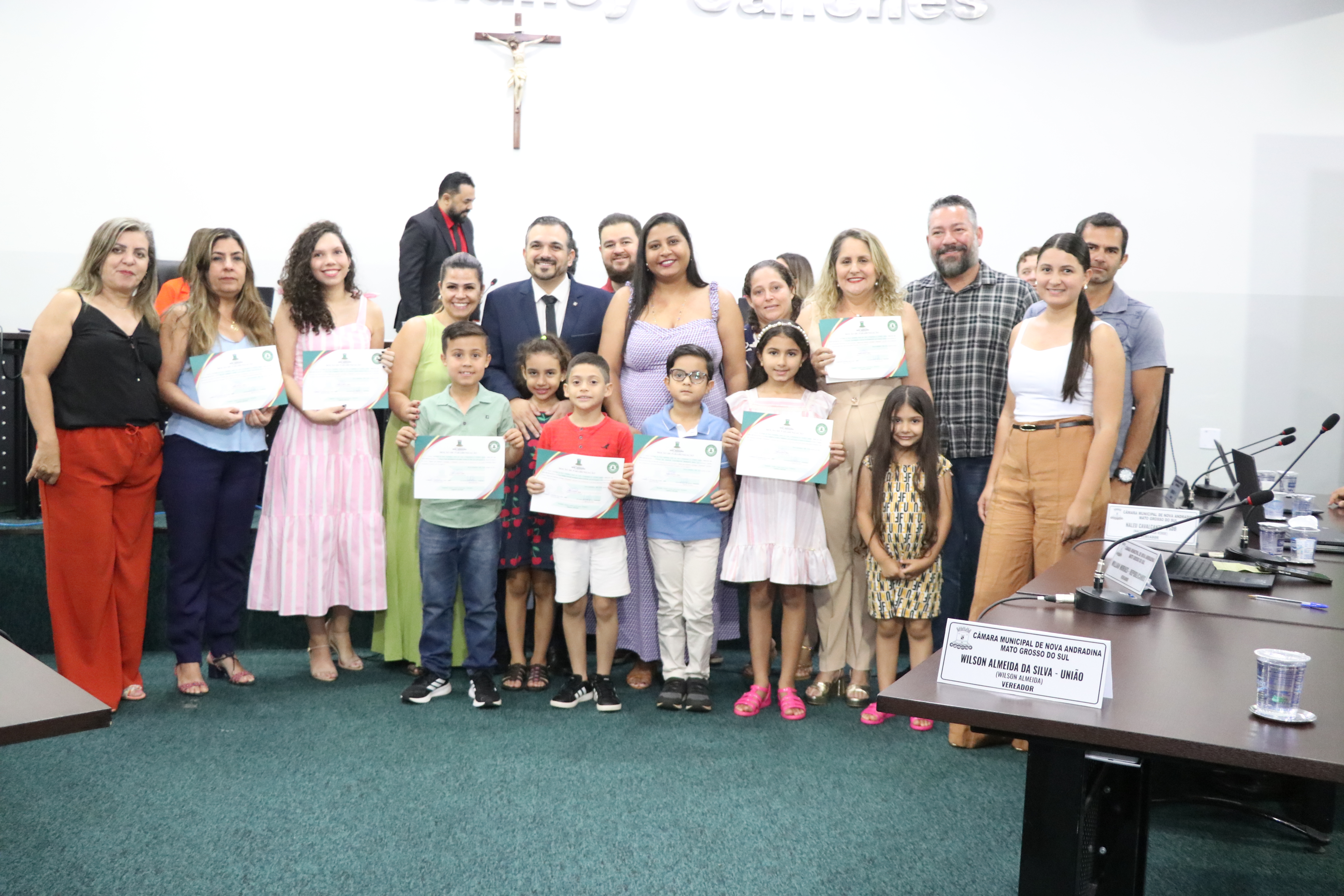 Iniciativa escolar inspira consciência ecológica e recebe homenagem legislativa