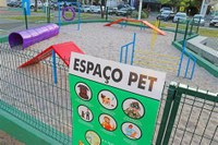 Lazer com Patas: Vereador propõe espaço pet em tradicional praça da cidade