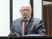 Robertinho Pereira quer intensificar a sinalização de trânsito