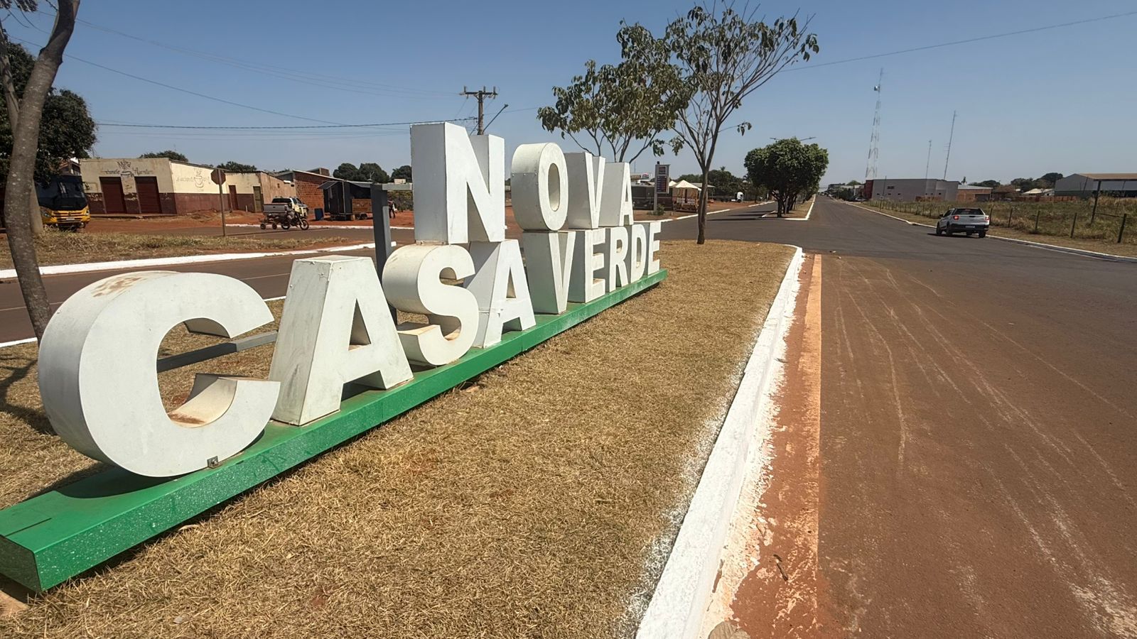 Medida busca levar aulas de violão e teclado a moradores de Nova Casa Verde