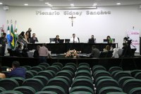 Melhorias em infraestrutura e serviços públicos são destaques em sessão 
