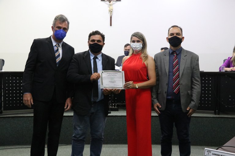 Moção destaca atuação de podóloga pelo reconhecimento da profissão 