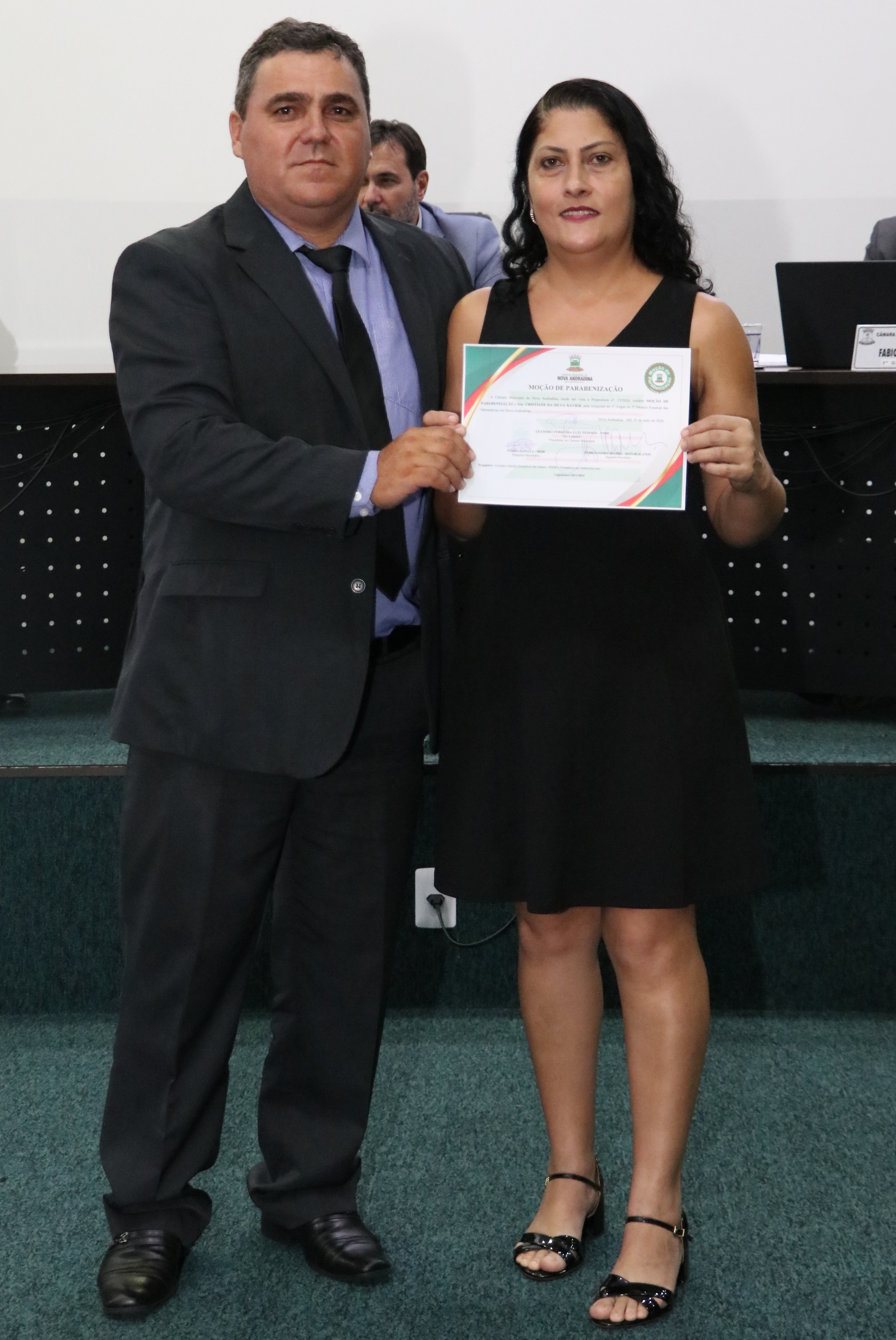 Moção destaca conquista de merendeira de Nova Andradina em desafio estadual 