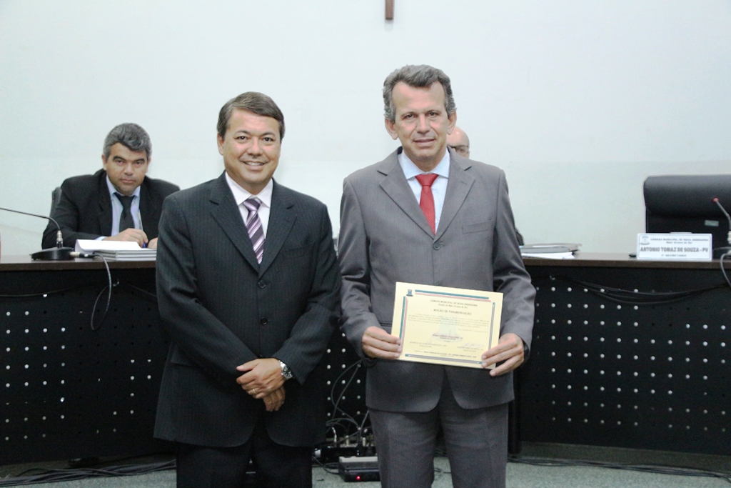 Moção destaca nova diretora da OAB em Nova Andradina 