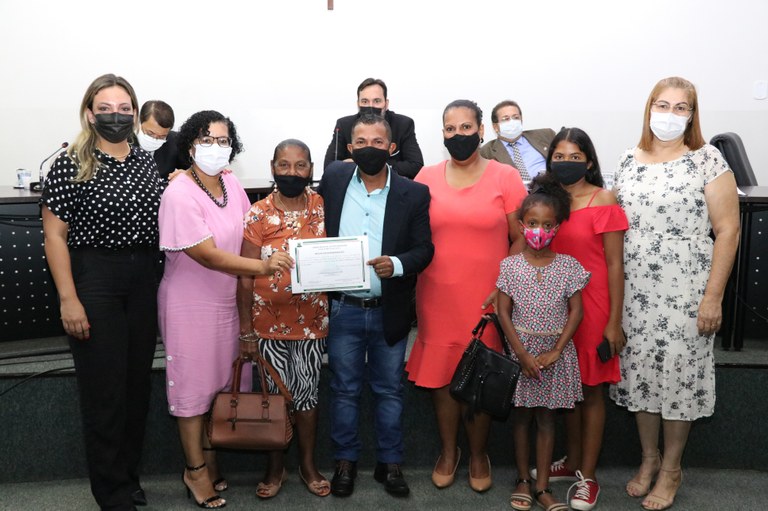 Moção reconhece atuação de professor nos projetos Mulheres Inspiradoras e Inspira Cine Mulheres