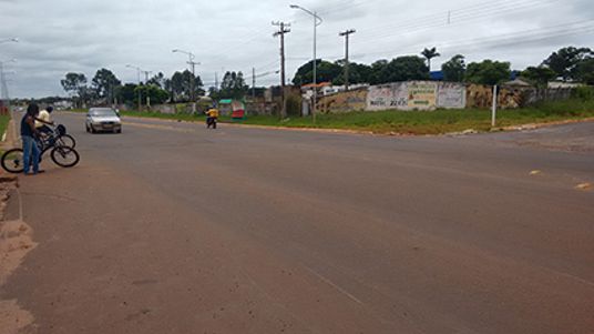 Nenão propõe pintura de faixa em trecho de via dupla na Avenida Moura Andrade