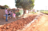 Nenão questiona retomada e conclusão das obras na rua André Loyer