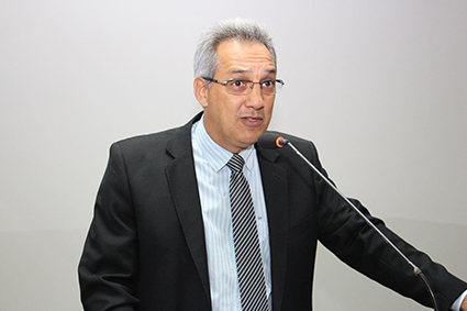 Nenão requer informações sobre emenda do deputado Vander Loubet para asfalto em Nova Casa Verde