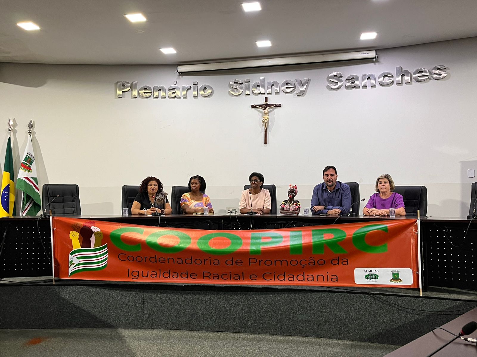 No mês da Consciência Negra, vereadores reforçam debate sobre conquistas, lutas e desafios do povo negro