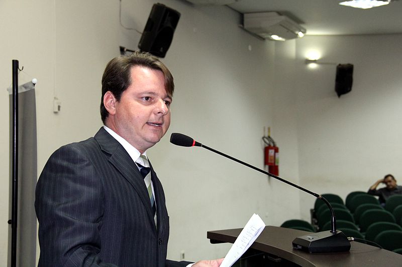 Adriano propõe indicações para melhorar acesso aos bairros na saída para Nova Casa Verde