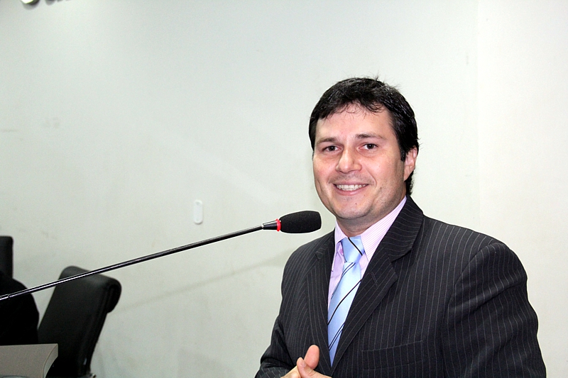Vicente propõe realização de seminário para discutir os 50 anos do Golpe de Estado