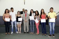 Alunos que participaram de mobilização para reforma política recebem moção de parabenização