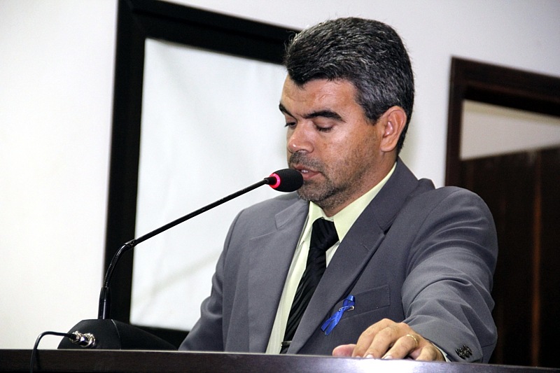 Quemuel sugere implantação de programa educacional de nutrição