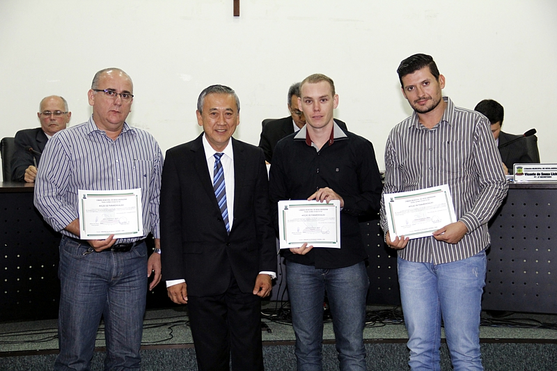  Valter parabeniza organizadores do 3º Outubro Rosa