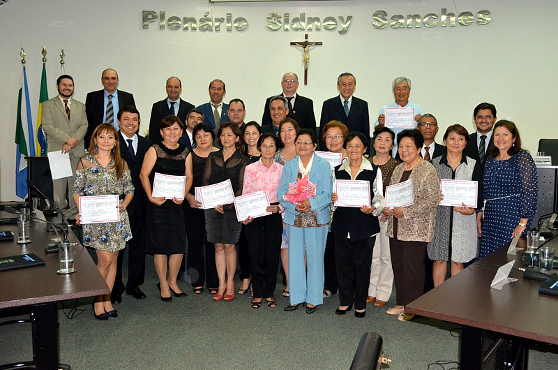 Câmara homenageia colônia japonesa com sessão solene