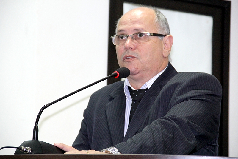 Robertinho busca emendas para ampliar estrutura do Corpo de Bombeiros