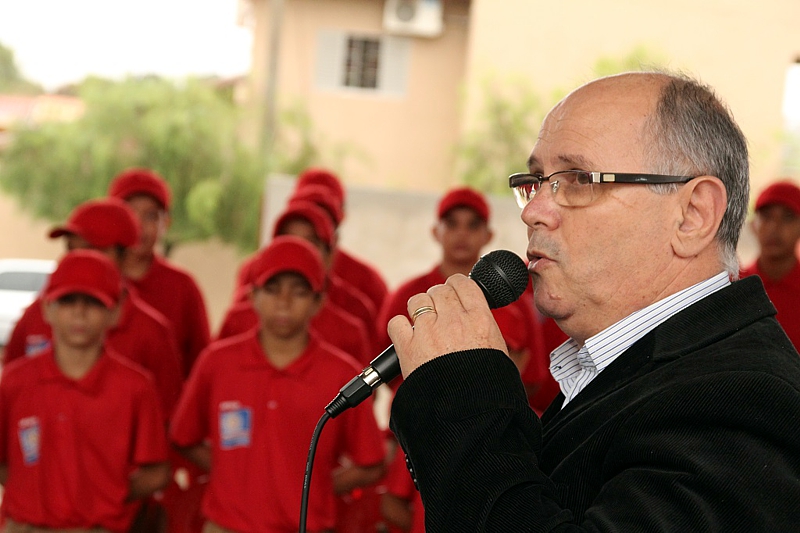 Vereadores prestigiam entrega de equipamentos aos bombeiros