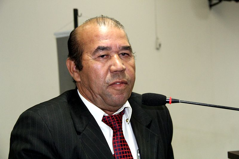 Zé Bugre propõe reserva de exames Raio X para moradores da zona rural