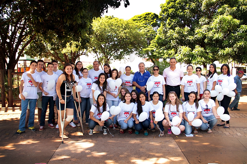 Projeto desenvolvido com estudantes da Escola Nair Palácio pede respeito no trânsito