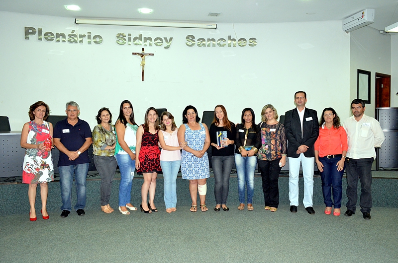 Câmara sedia premiação de concurso de redação sobre a paz