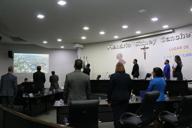 Nova Andradina: projeto garante meia-entrada a autista e acompanhante em eventos 