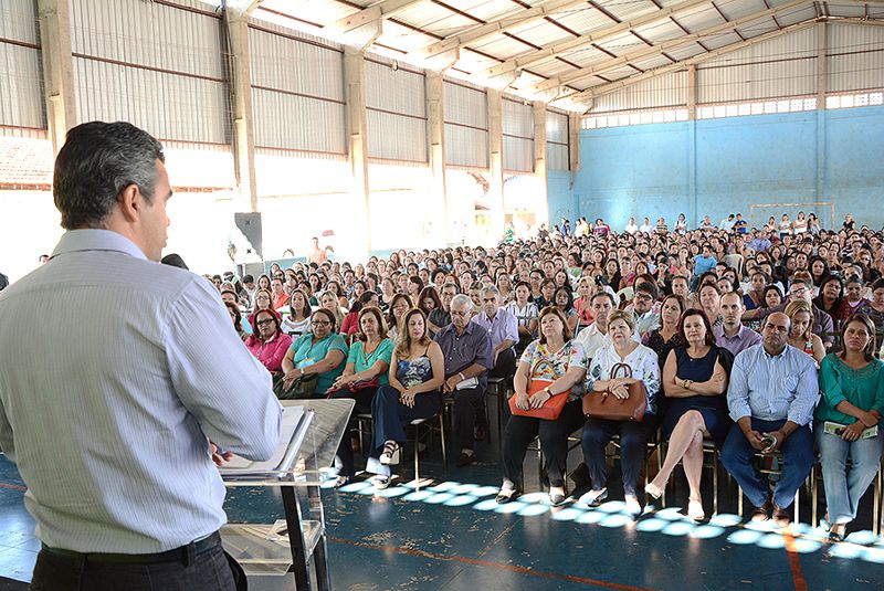 Nova Andradina sedia 7º encontro "SED vai às Escolas"