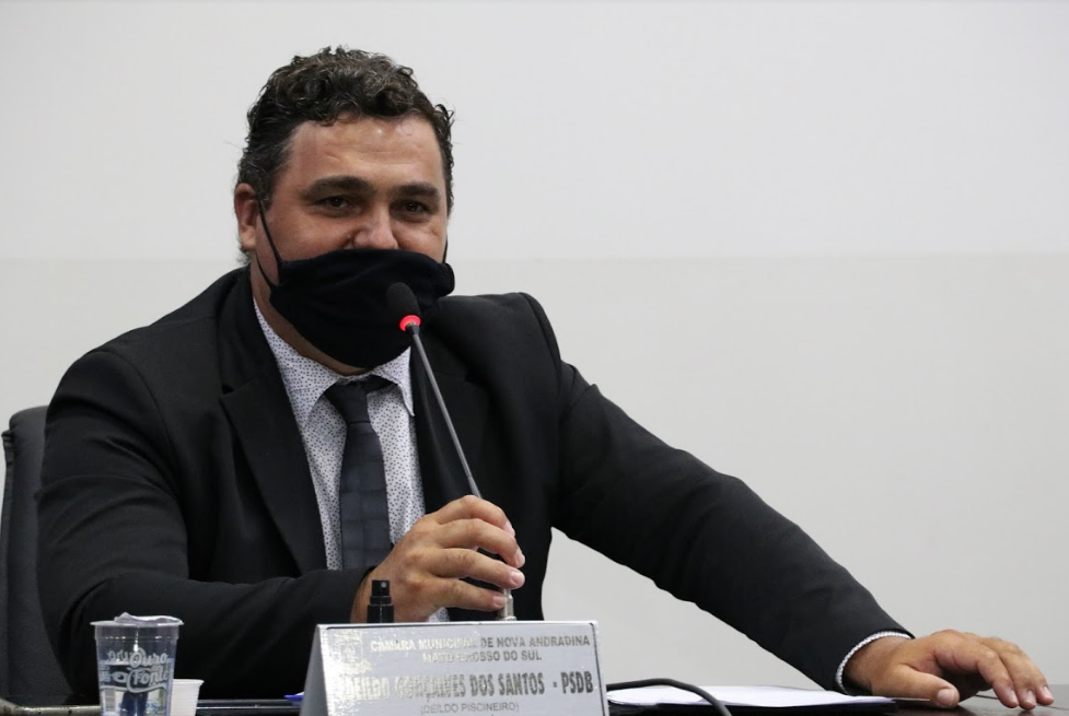 Ondulação transversal, aplicação de cascalho e retirada de terra em avenida pautam indicações na Câmara