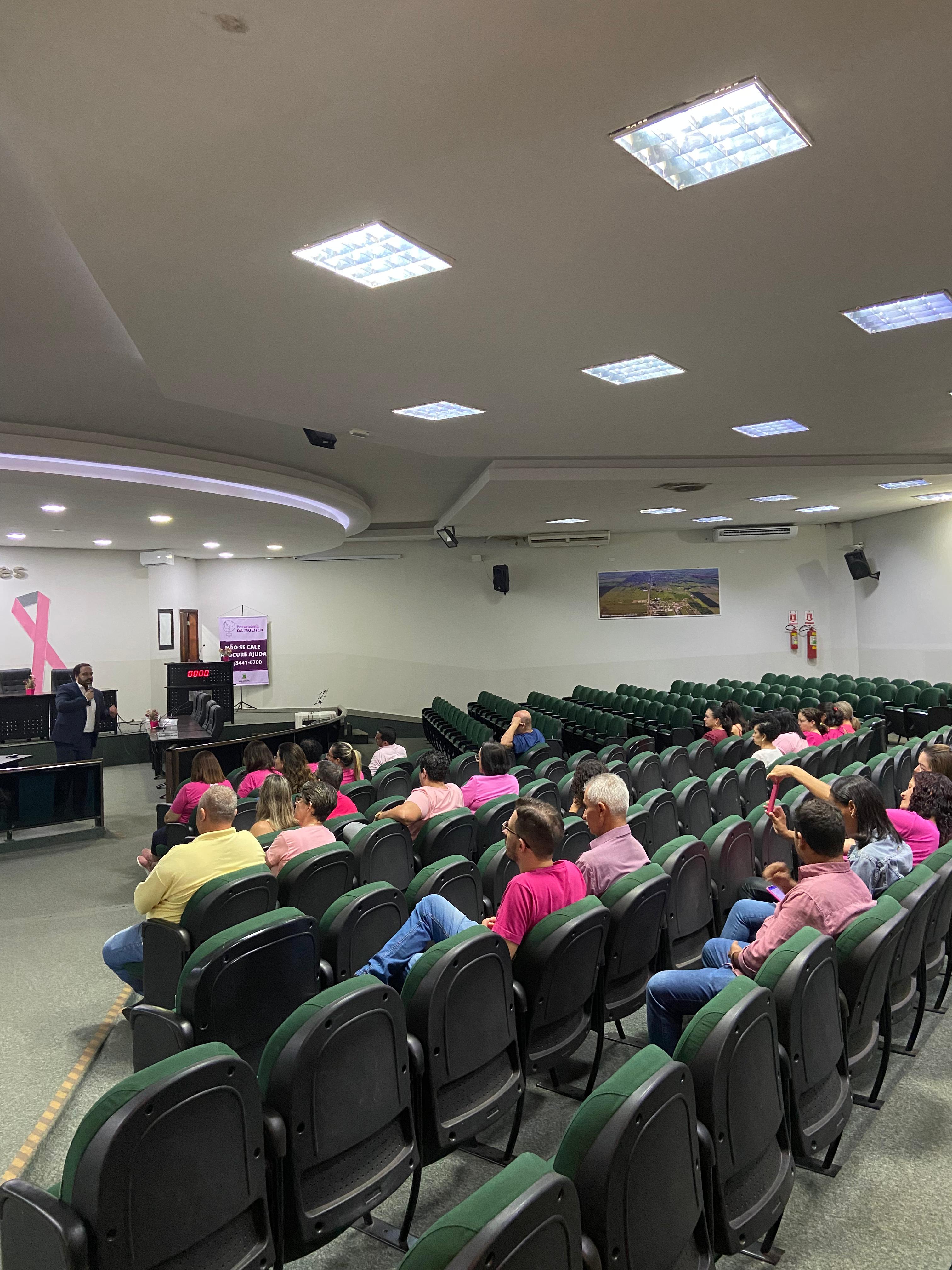 Palestra aborda enfrentamento ao assédio moral e sexual no ambiente de trabalho