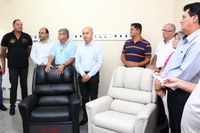 Para vereadores, poltronas entregues ao HR dão dignidade à população atendida