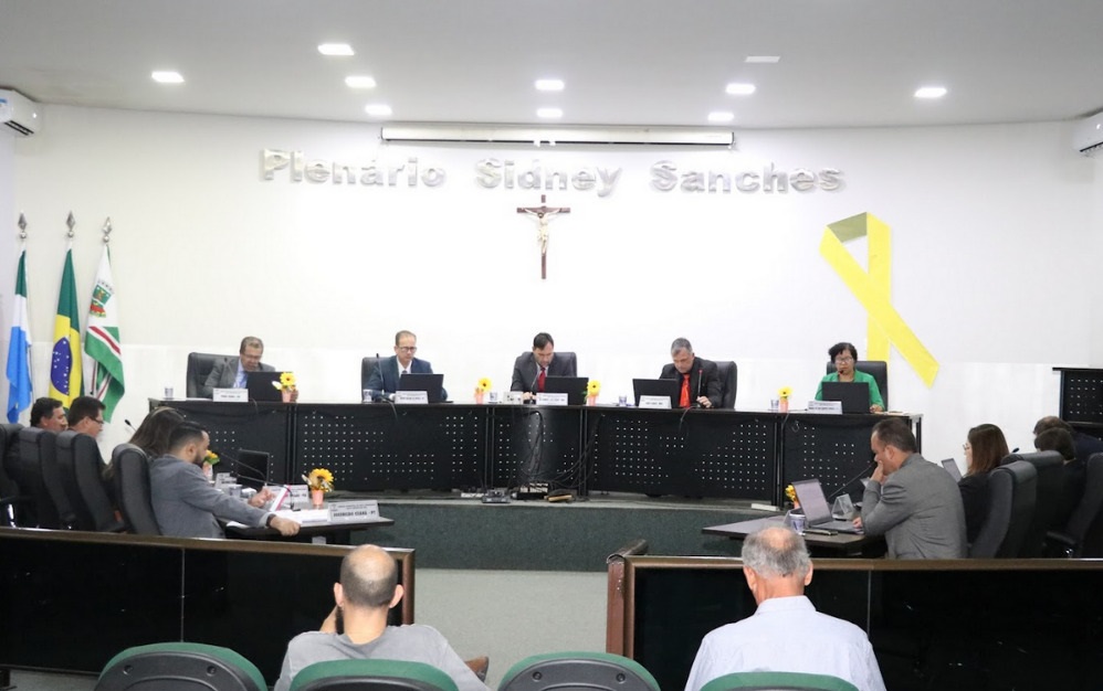 Piso da Enfermagem: vereadores aprovam autorização de repasse à Funsau-NA