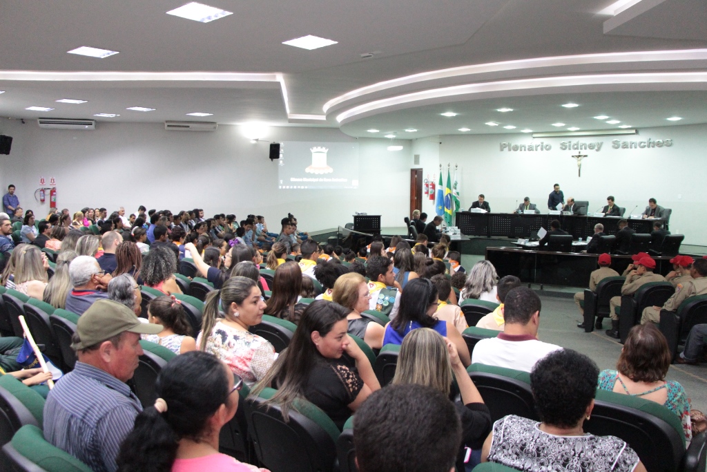 Por melhorias nas áreas de trânsito e infraestrutura, indicações são aprovadas na Câmara