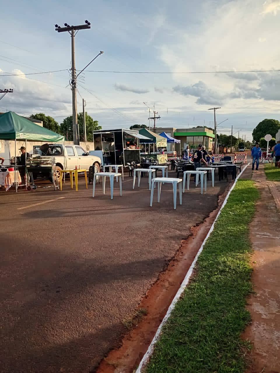 Presença de agentes de trânsito reforça segurança na feira livre de Nova Casa Verde