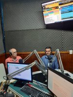 Presidente da Câmara participa de programa de rádio