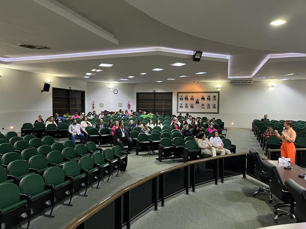 Procuradoria da Mulher realiza palestra alusiva à campanha “Maio Laranja”