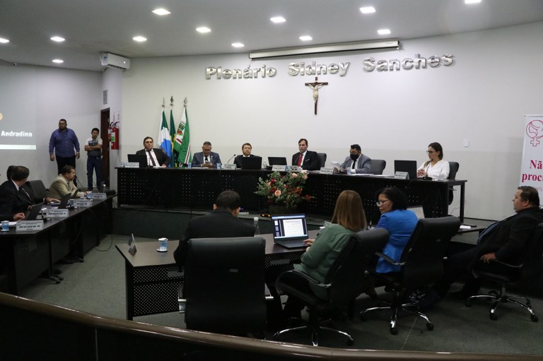 Projeto busca isentar COSIP para aposentados, idosos e portadores de necessidades especiais