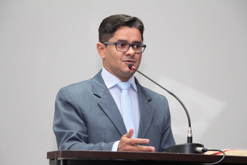 Projeto em Nova Andradina quer proibir cobrança de taxa de religação de energia e água 