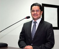 Proposta de Ricardo Lima prevê programa de valorização de professores