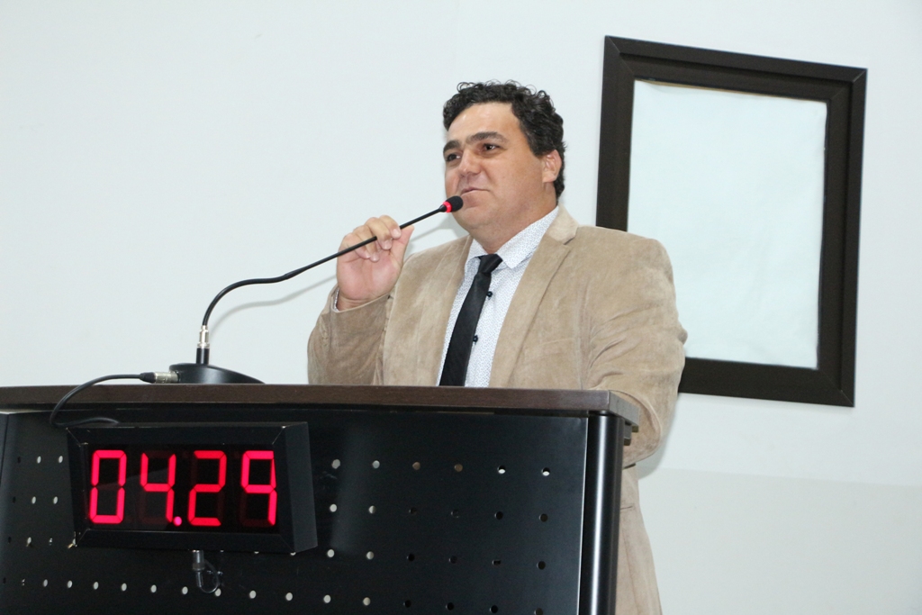 Retomada de aulas gratuitas de zumba é requerida pela Câmara 