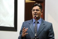 Ricardo Lima indica Programa Médico nas Escolas e pelotão do Exército em Nova Andradina 