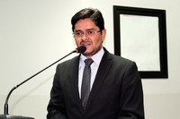 Ricardo Lima quer estrutura em cemitério para o Dia de Finados 