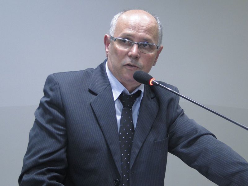 Robertinho Pereira reivindica aparelho de endoscopia para HR