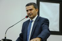 Salário básico de operadores da Prefeitura pauta indicação 