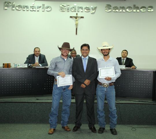 Salva Vidas de Rodeio são reconhecidos com moção na Câmara 