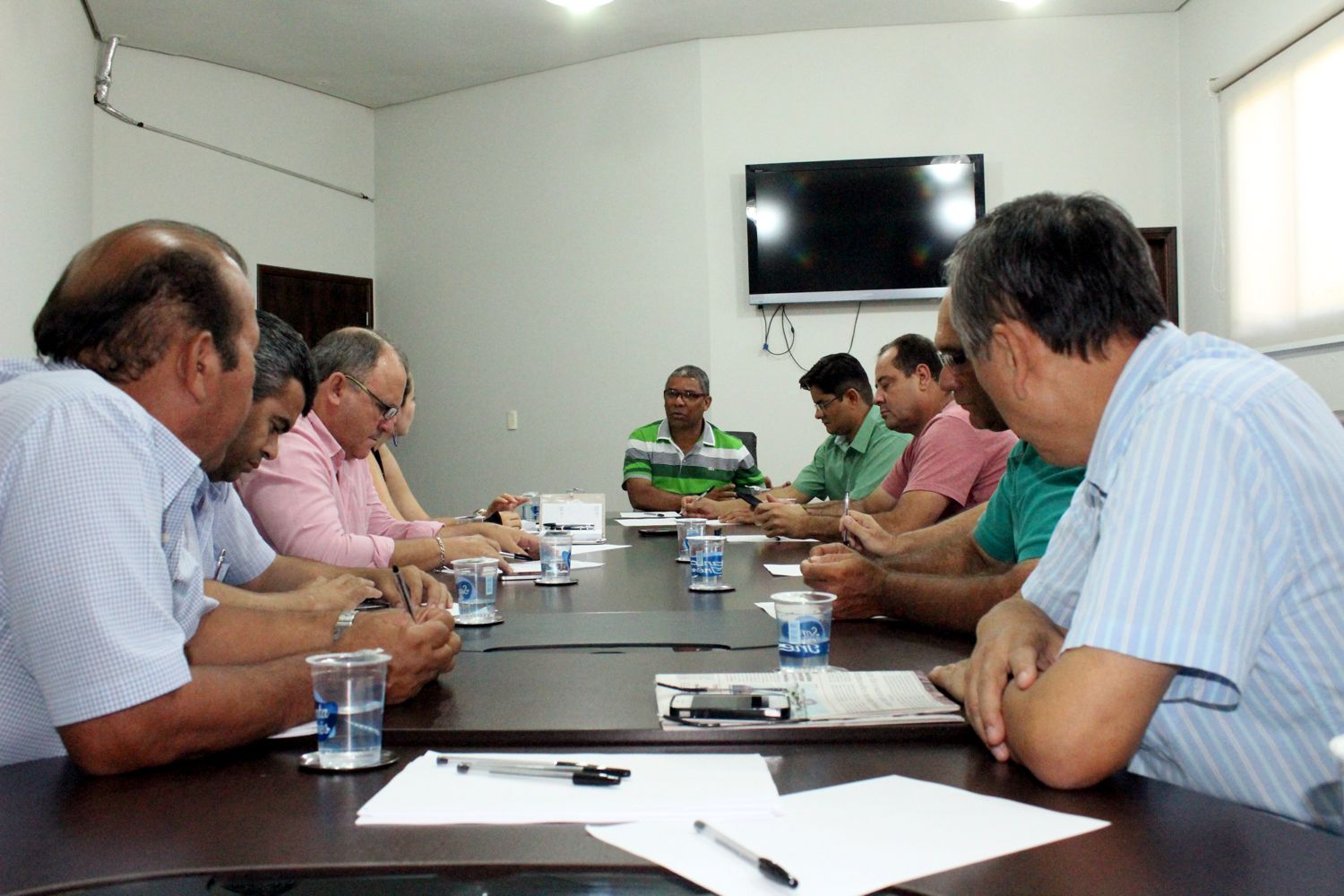 Secretário de Saúde esclarece critérios de atendimento nos ESF’s para vereadores