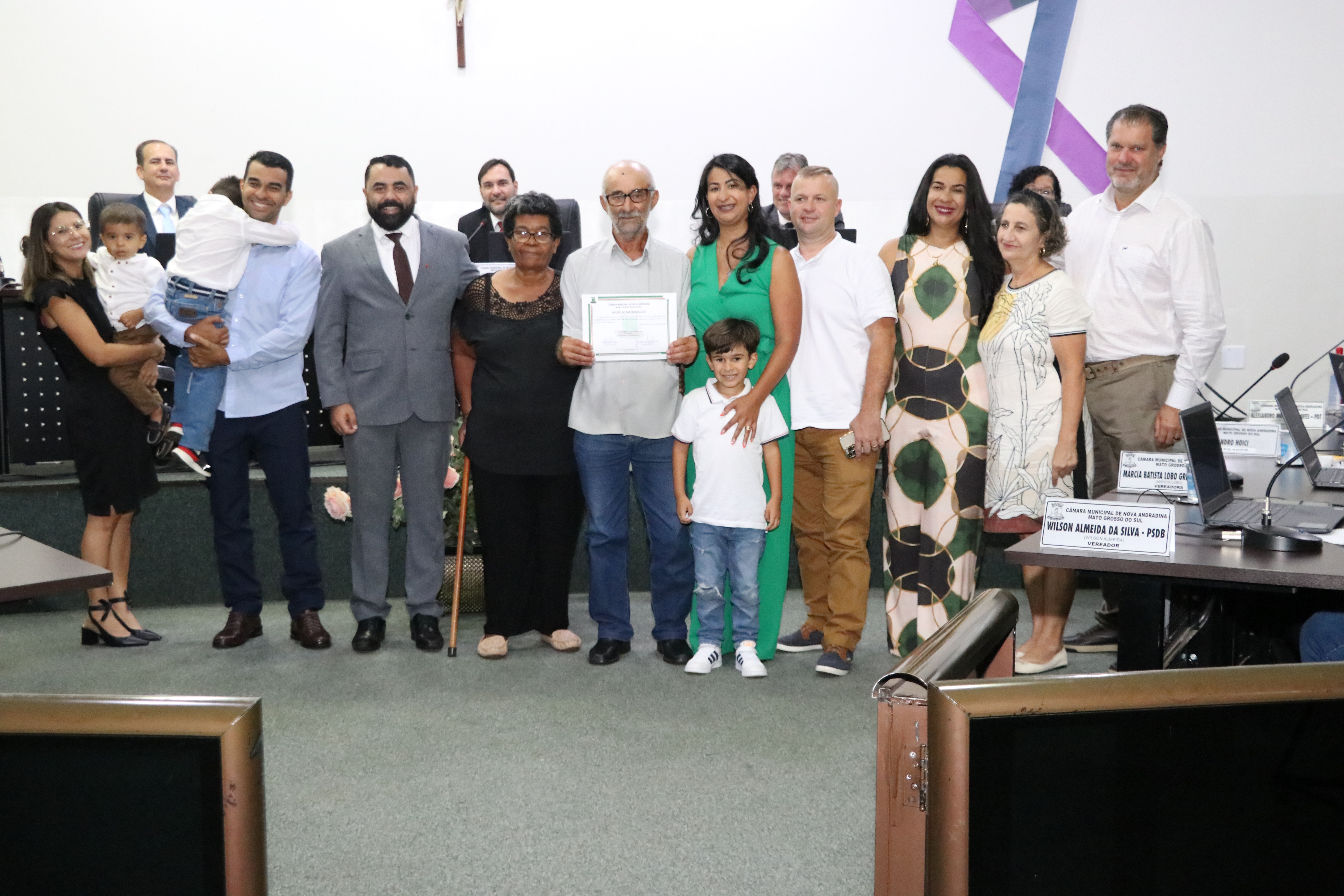 Servidor da SANESUL é homenageado por mais de 40 anos de serviços prestados